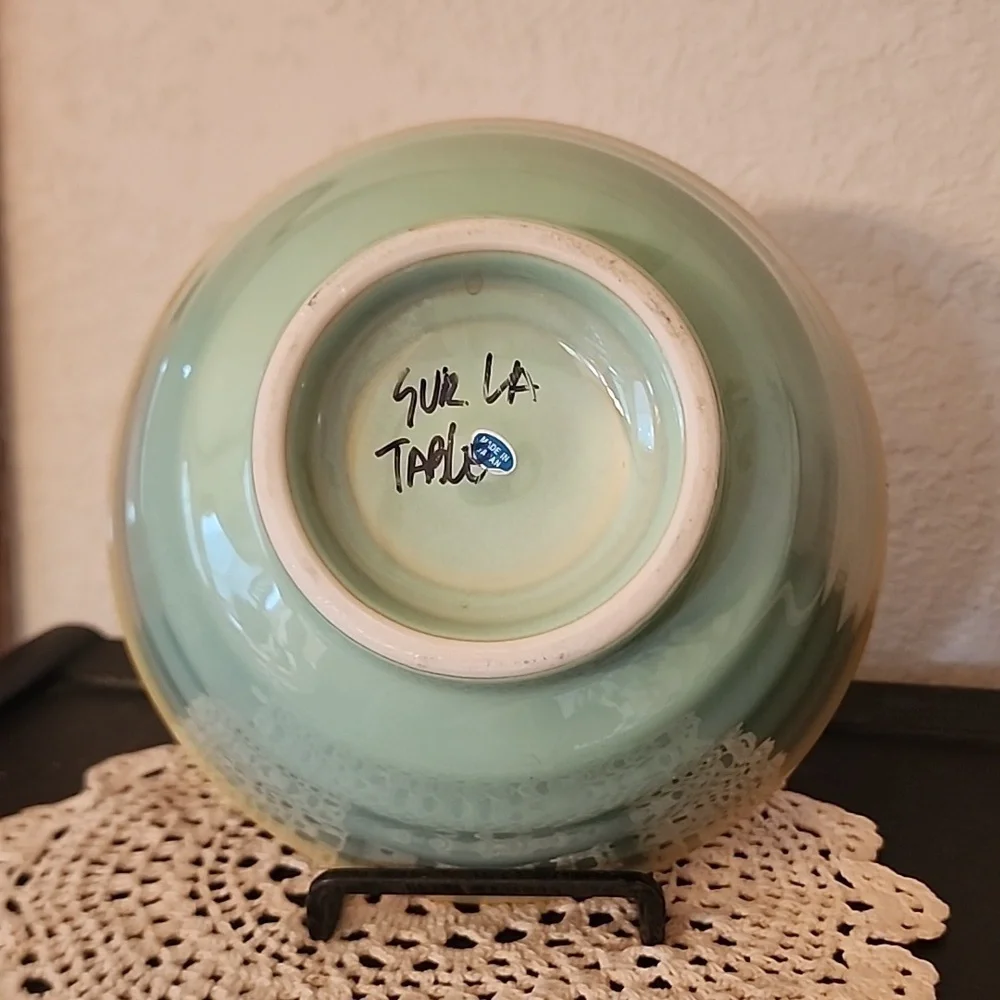 Sur La Table Serving Bowl Made in Japan